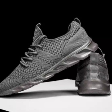 Light Fitness Sneakers